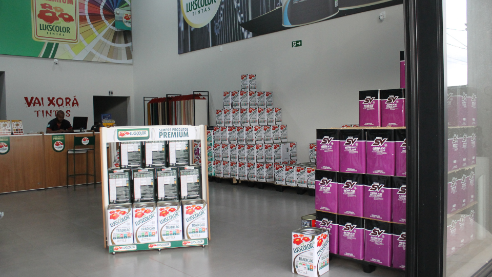 INTERIOR LOJA VAI XORA TINTAS MIRASSOL