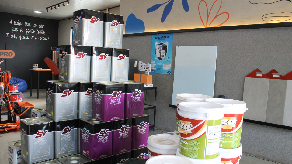 INTERIOR LOJA VAI XORA TINTAS POTIRENDABA