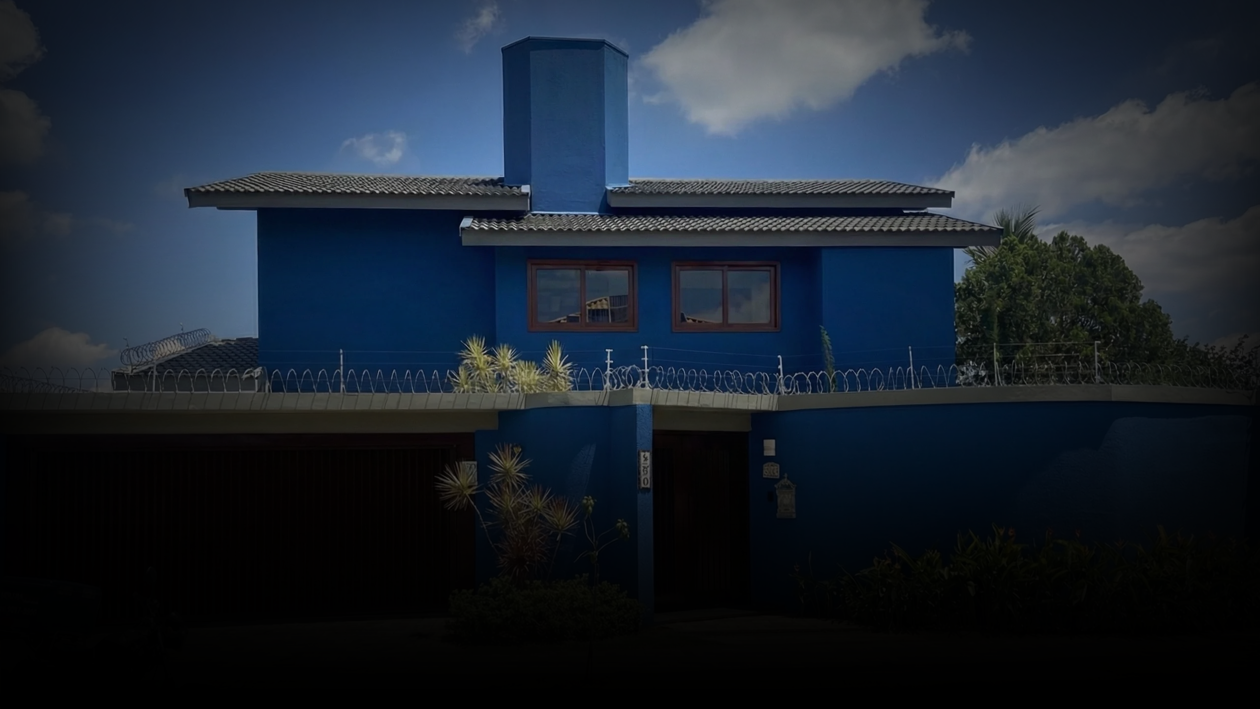 Mais que tintas<br>Cores que contam histórias